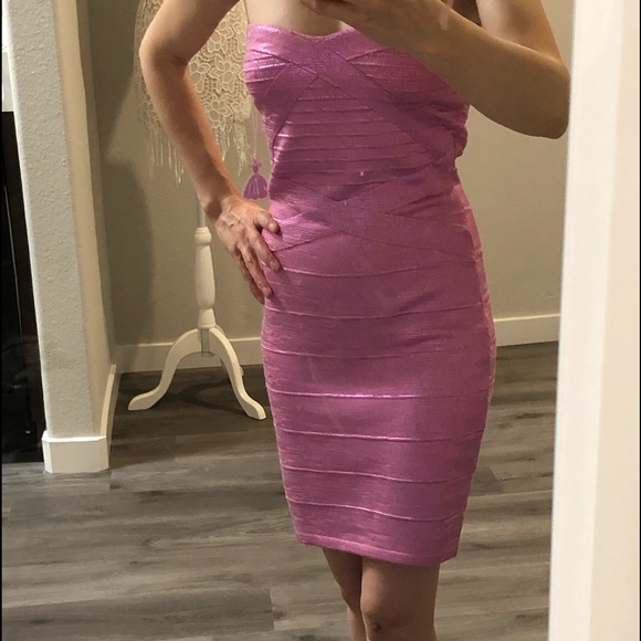 Dress - Picture 3 of 3